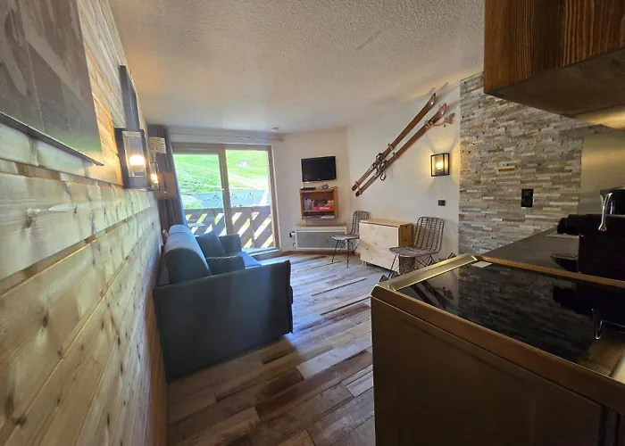 Soleil Au Pied Des Pistes *