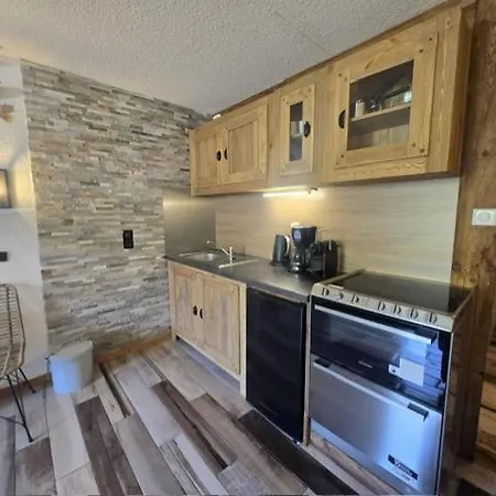 Soleil Au Pied Des Pistes